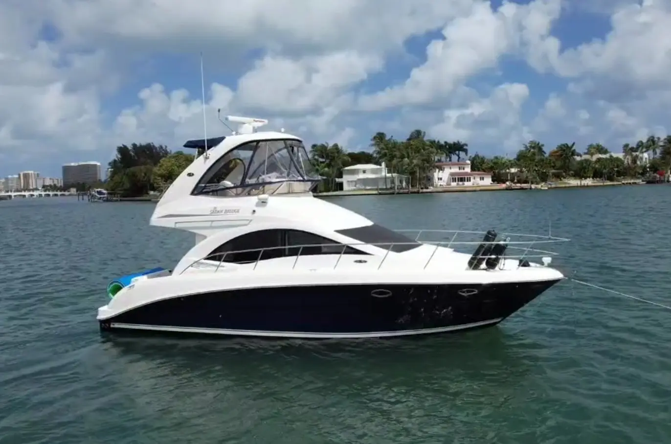 40ft Sea Ray Sedan Bridge (NEW) Miami yacht rental 2