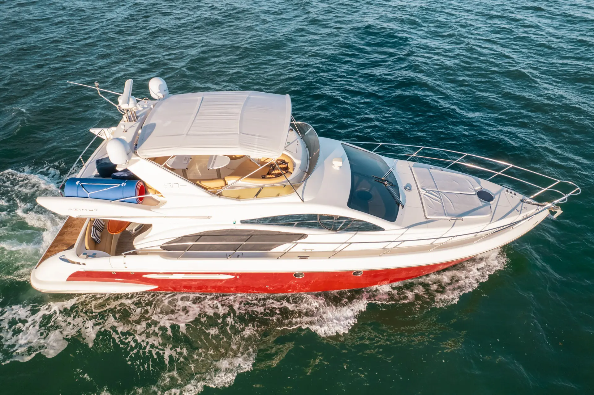 55 AZIMUT FLY Miami yacht rental 2