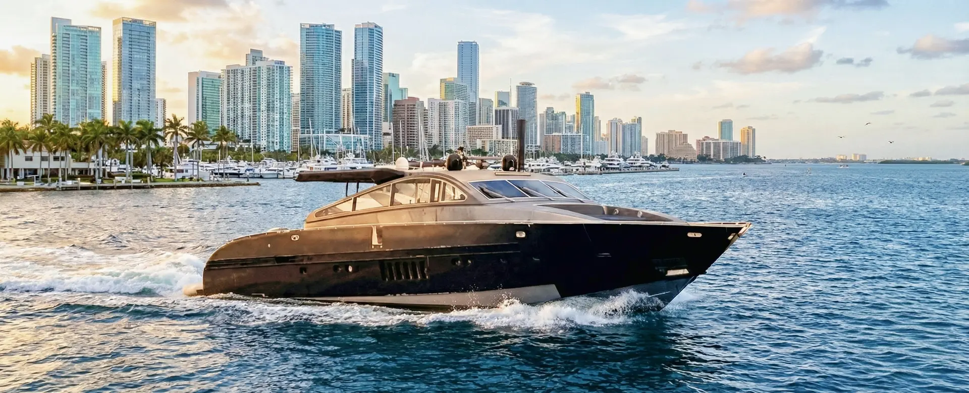 92FT LEOPARD Miami yacht rental 2
