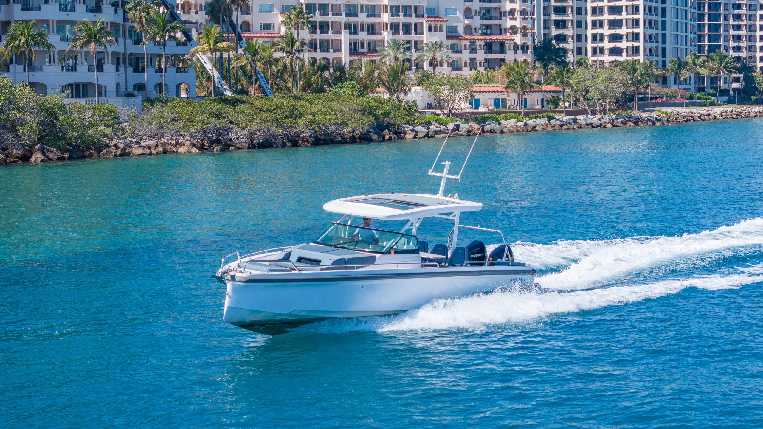 Four Keeps - 38' Axopar rental in Miami