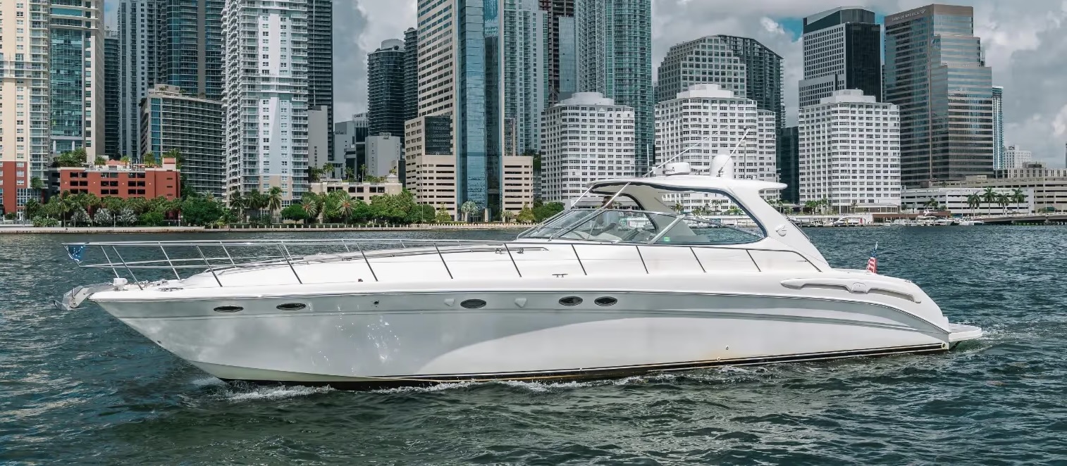 60ft Sea ray Miami yacht rental 2