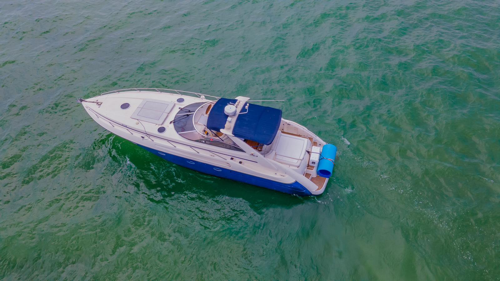 53ft Sunseeker — Motor Yacht in Miami