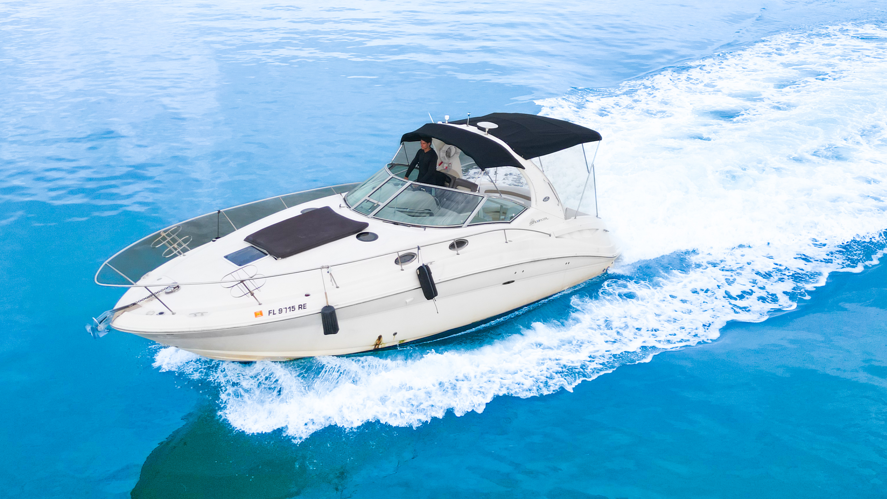 35ft "Julieta" Sundancer rental in Miami